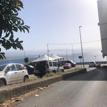Casa Vacanza Mamma Maria Villa Messina Esterno foto